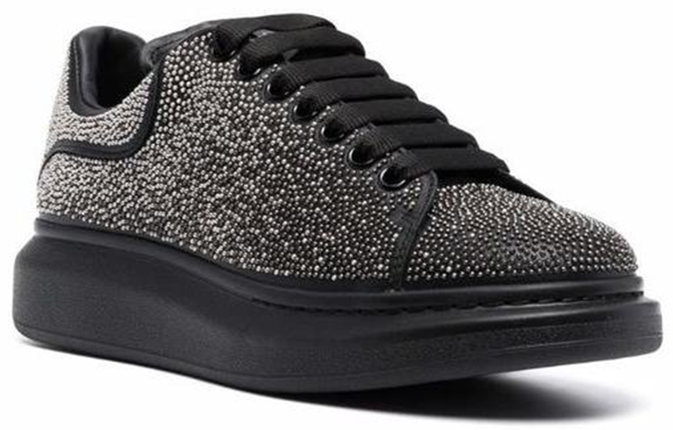 Alexander McQueen Oversized Sneaker 'Studded Black' 662648WIAB41012 #