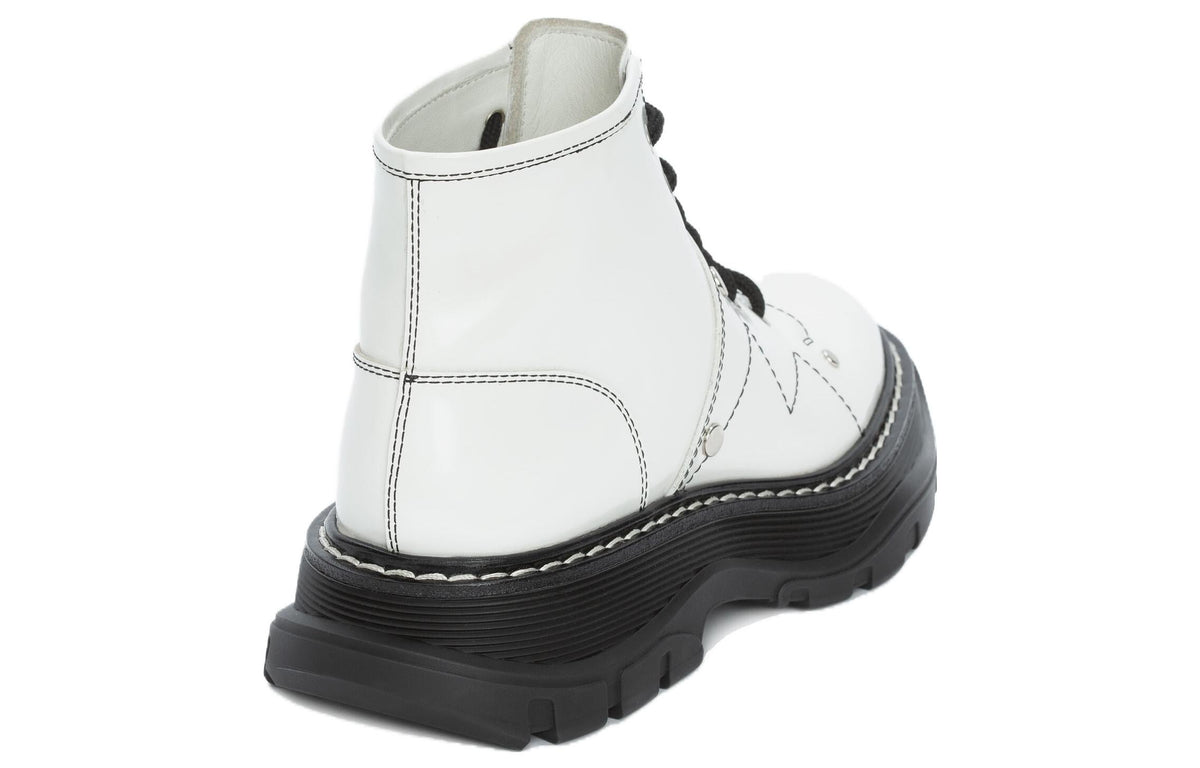 (WMNS) Alexander McQueen Tread Slick Boot 'Ivory Black' 595469WHQSG9089 #