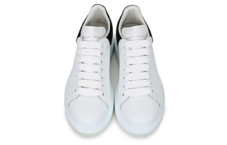 (WMNS) Alexander McQueen Oversized Sneaker 'White Black Suede' 650788WHZ4K9061 #