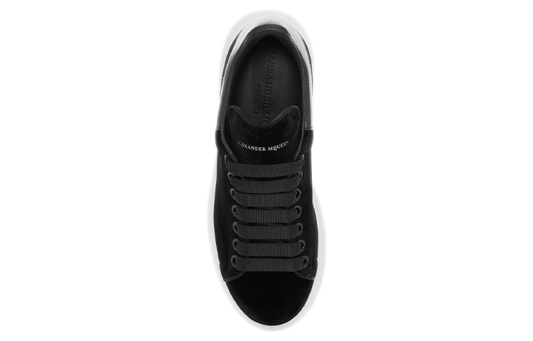 (WMNS) Alexander McQueen Oversized Sneaker 'Black Suede' 482142W4FKT1000 #