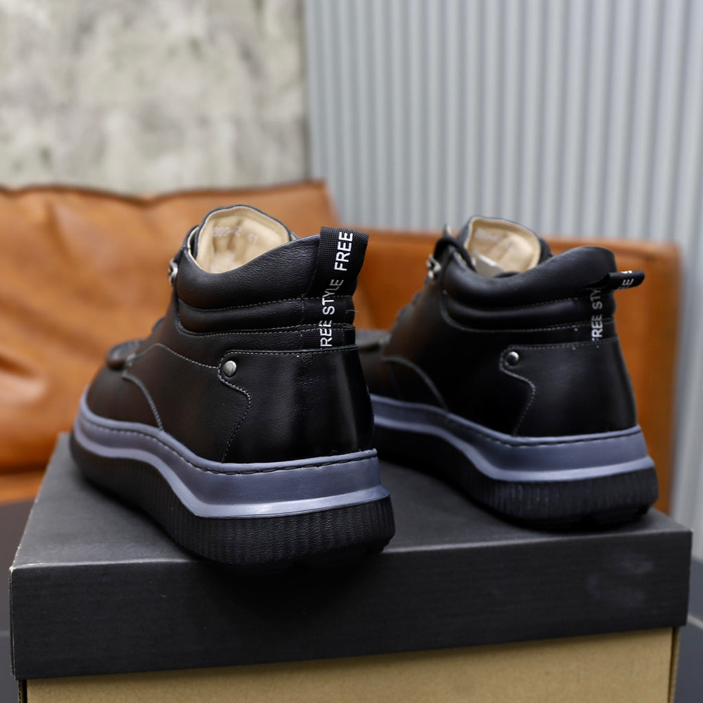 UGG Freestyle Moc-Toe Ankle Boot — Black