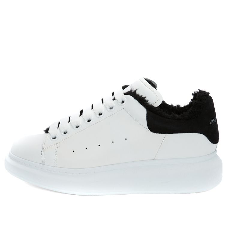 (WMNS) Alexander McQueen Oversized Sneaker 'White Black' 609650WIAFJ9061 #