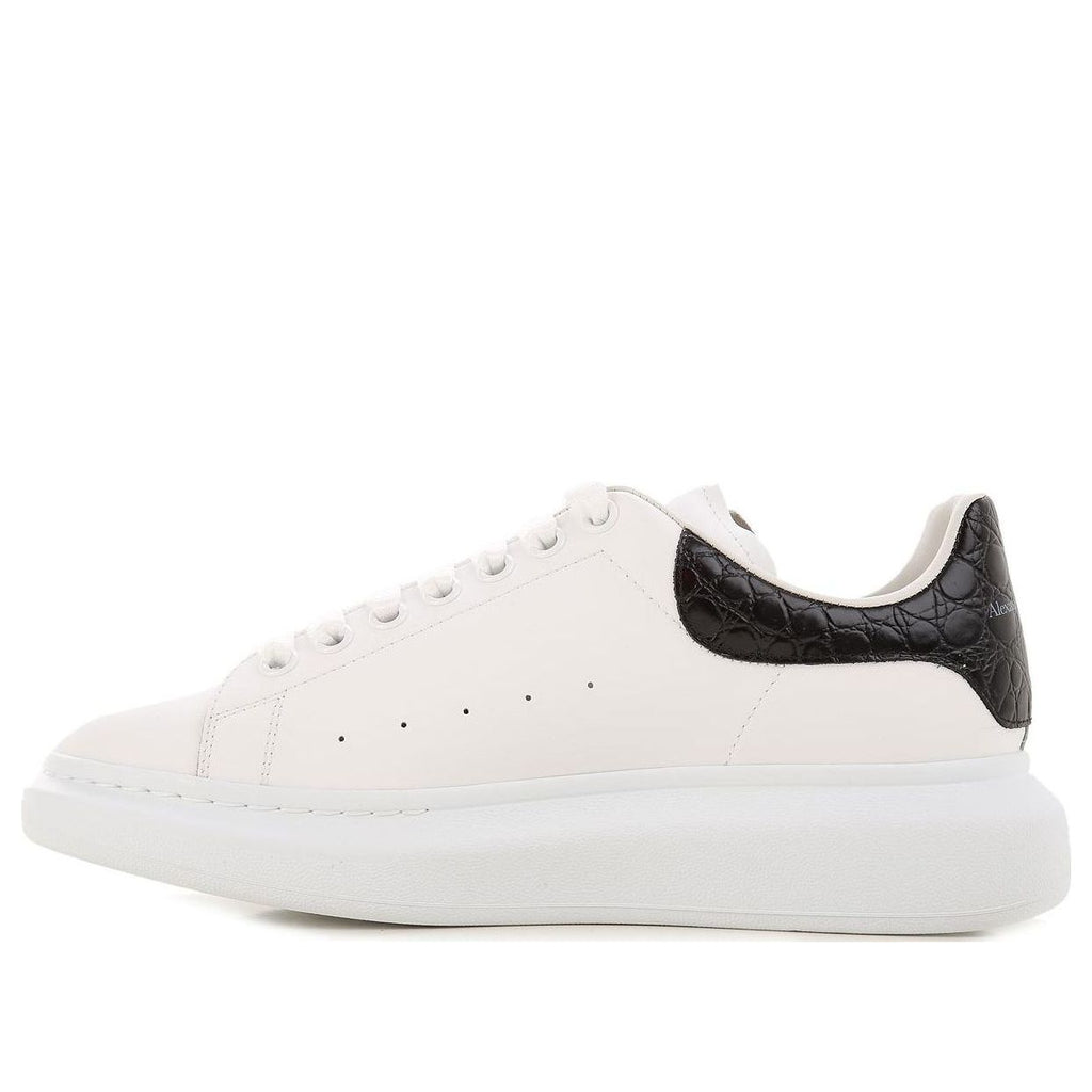 Alexander McQueen Oversized Sneaker 'Black Crocodile' 625162WHYB89061 #