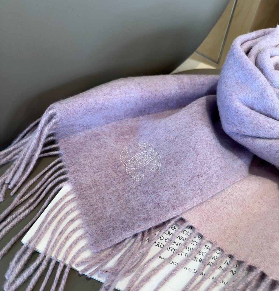 Chanel Mauve and Pale Pink Fringed Scarf
