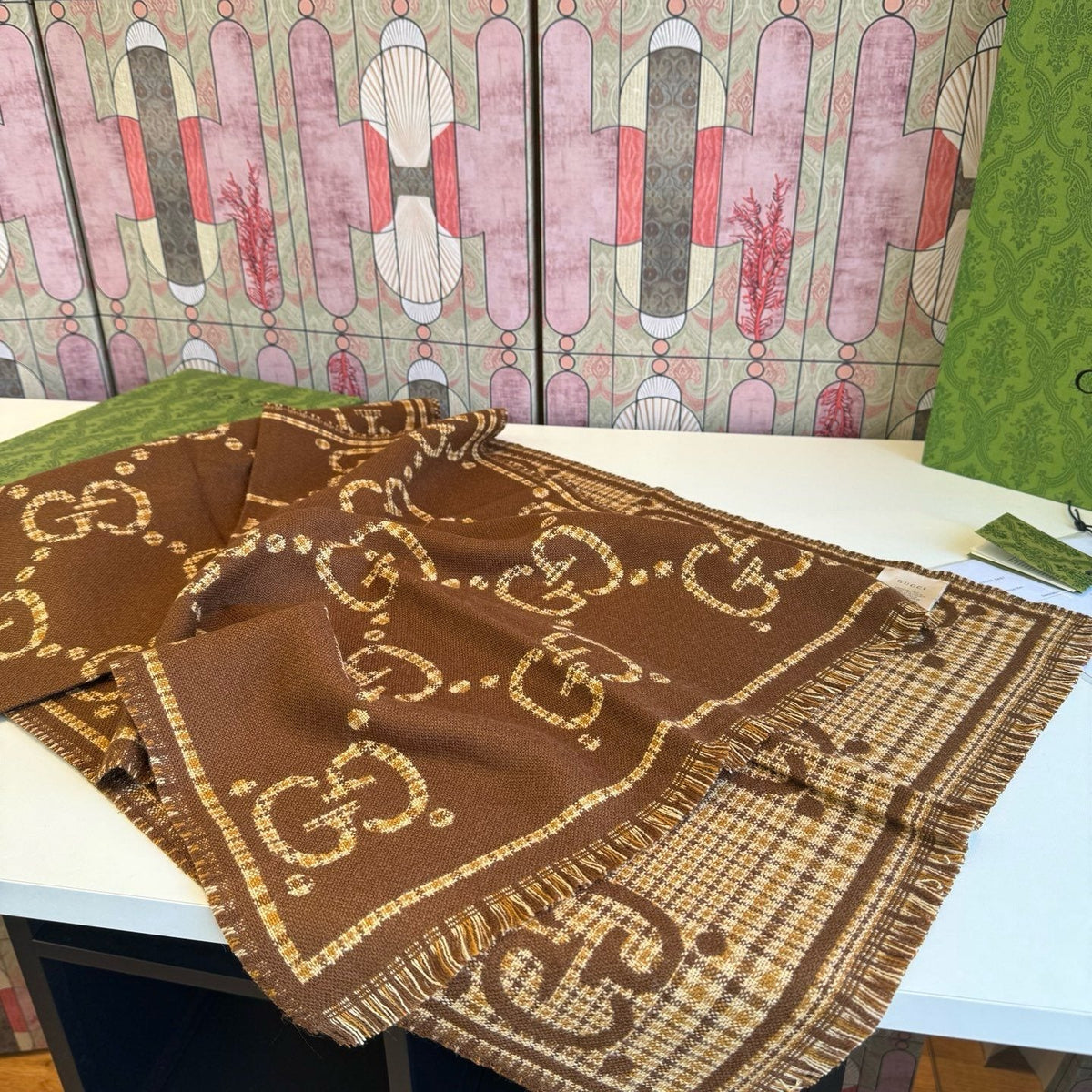 Gucci Wool Interlocking Motif Scarf - 180 x 47 cm