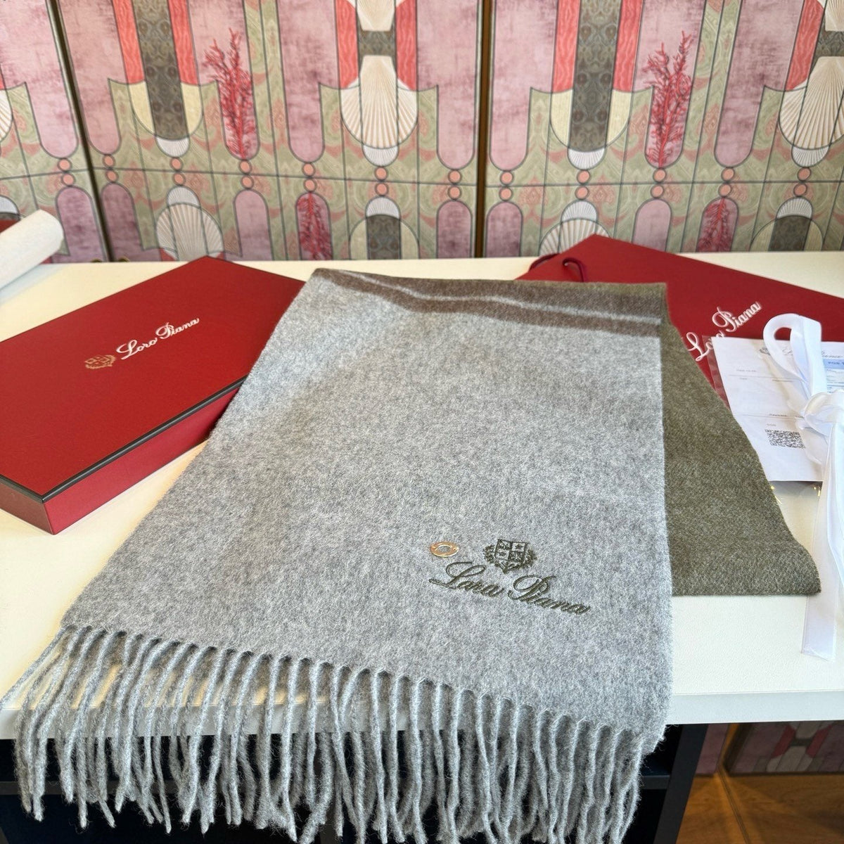 Loro Piana Two-Tone Fringe Scarf - 30 x 185 cm