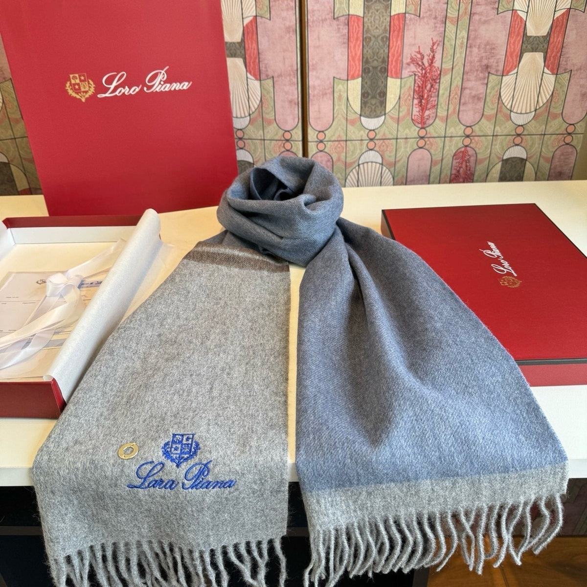 Loro Piana Two-Tone Fringe Scarf - 30 x 185 cm