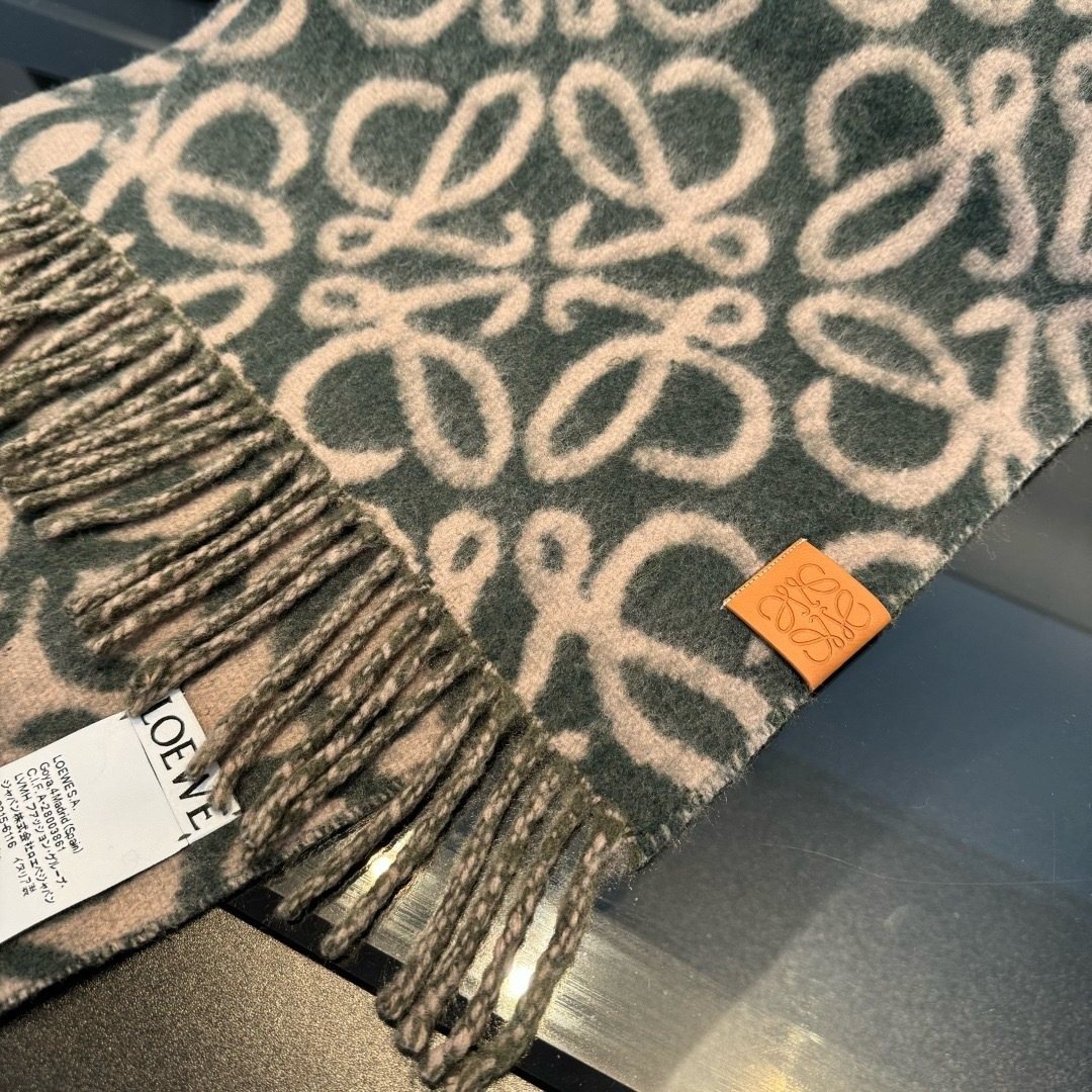 Loewe Loop Motif Fringed Scarf