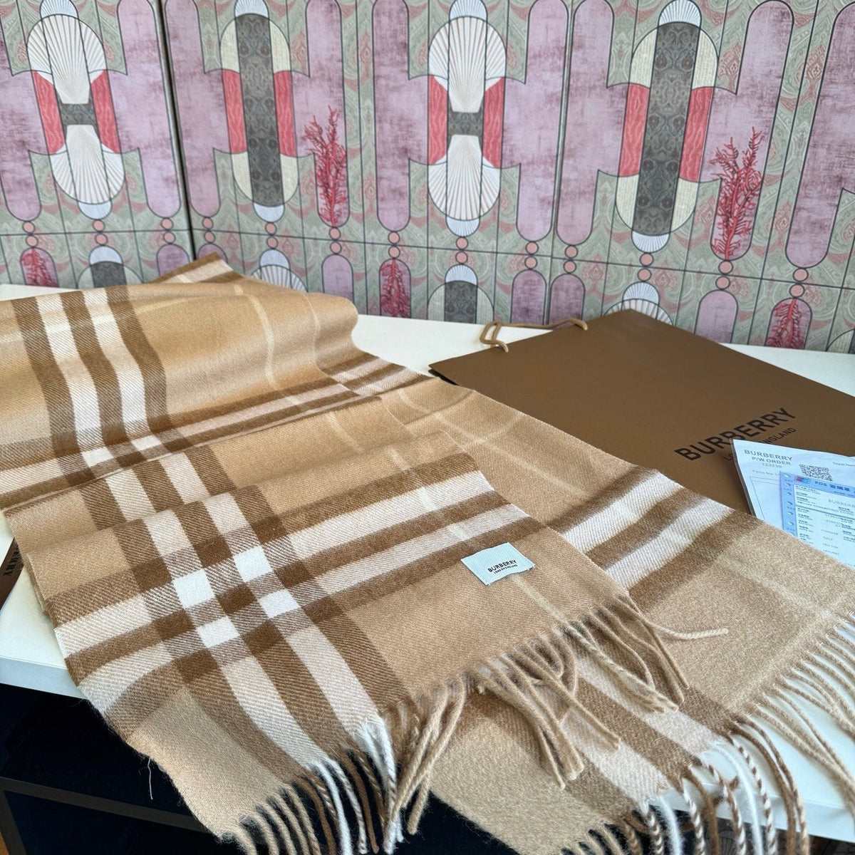 Burberry Long Checked Wrap Scarf - 30 x 180 cm