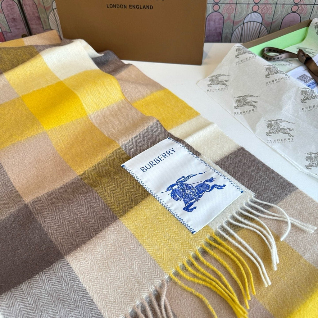 Burberry Woven Plaid Fringe Scarf - 30 x 180 cm
